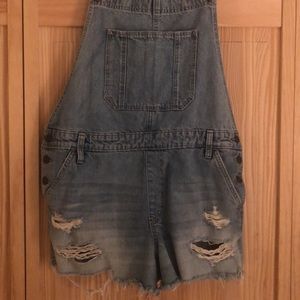 Hollister overall shorts